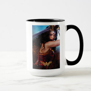 Tasse Une Femme Merveilleuse Qui Blocage Avec L'Épée