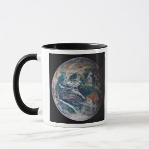 Tasse Une vue complète de la Terre montrant les données 