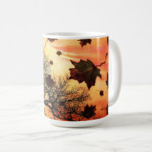 Tasse venteuse de jour d'automne