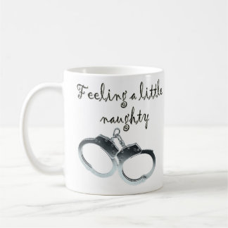Tasse vilaine se sentante