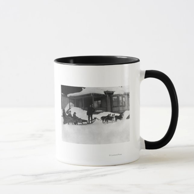 Tasse Voyage en famille par Dog Sled en Alaska (Droite)