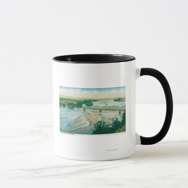 Tasse Vue aérienne de la rivière et du pont (Droite)