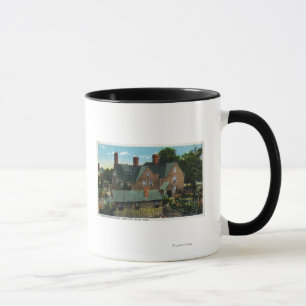 Tasse Vue arrière de la maison de sept pignons