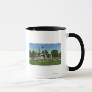 Tasse Vue avec le bâtiment de capitol d'état dans la