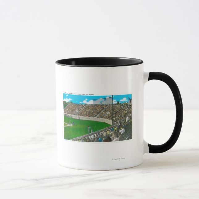 Tasse Vue de la troisième ligne de base du baseball muni (Droite)