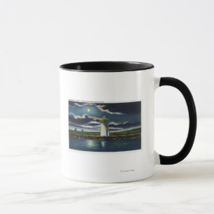Tasse Vue du phare du lac Cobbosseecontee à la nuit