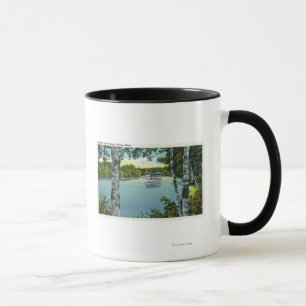 Tasse Vue d'un vapeur sur la rivière de Songo