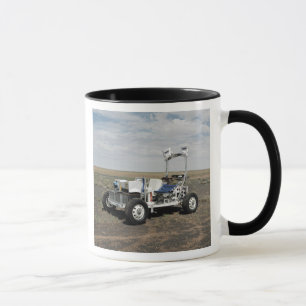 Tasse Vue d'un véhicule lunaire de 1-G Rover