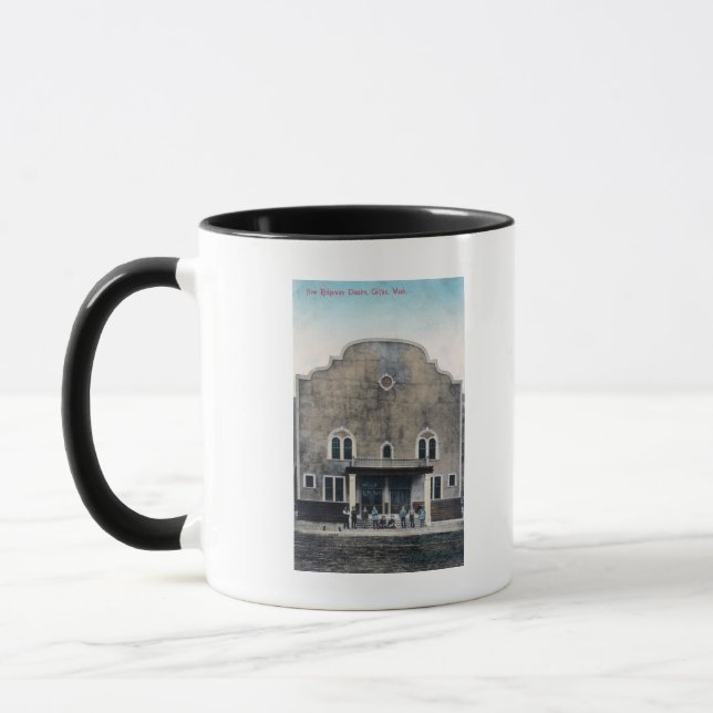 Tasse Vue extérieure du théâtre New Ridgeway (Gauche)