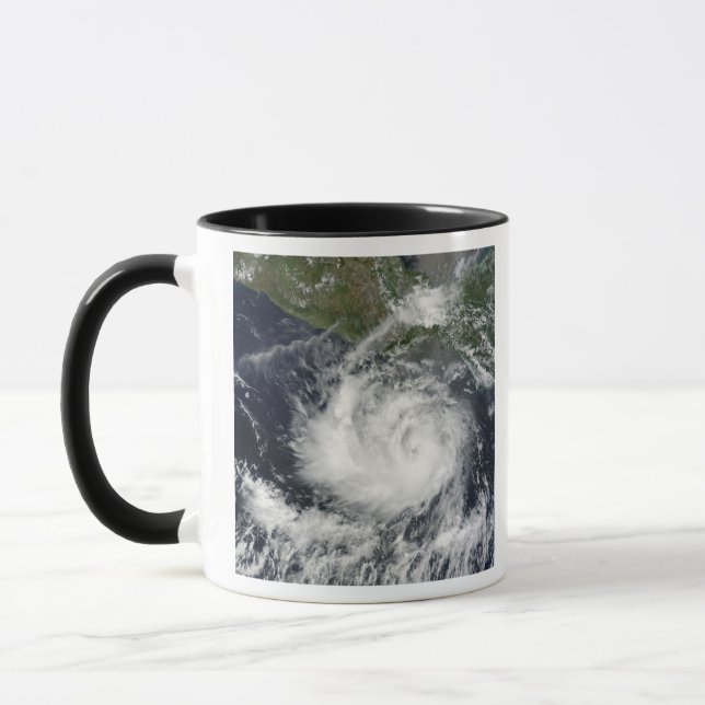 Tasse Vue satellite de la tempête tropicale Darby (Gauche)