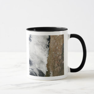 Tasse Vue satellite sur les montagnes des Andes