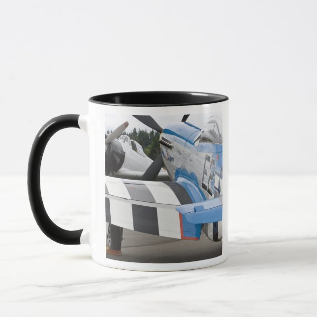 Tasse Washington, Olympia, airshow militaire. 4 (Gauche)