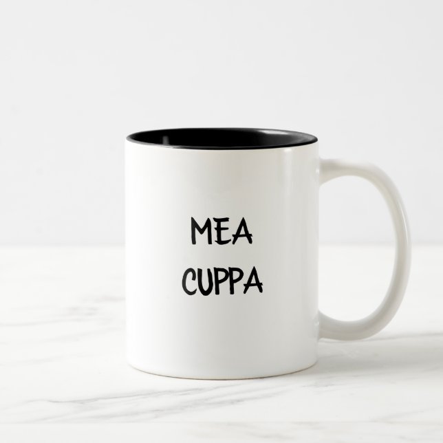 Tasses de thé latines humoristiques de montant (Droit)