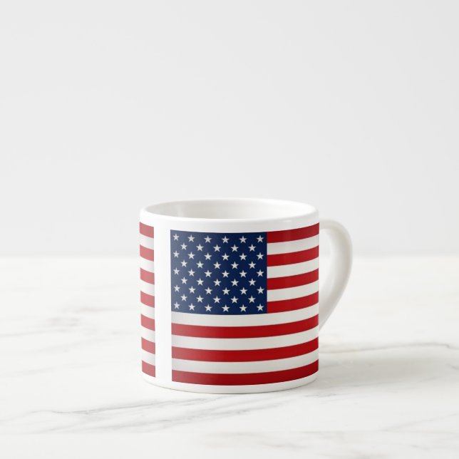 Tasses et gobelets (Devant droit)
