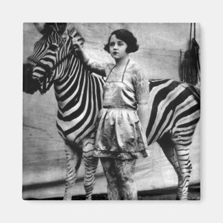 Tatouage Circus Lady et Zebra Carré Magnet