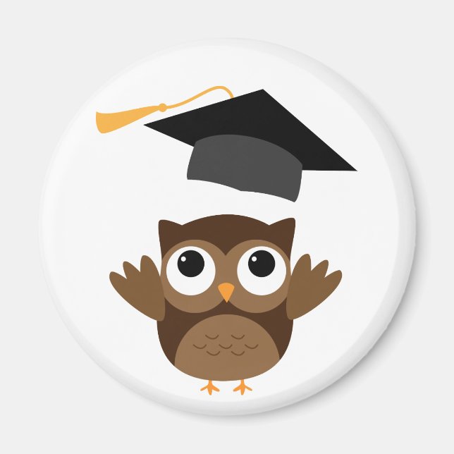 Tawny Owl Jetant Son Aimant De Bac De Graduation (Devant)