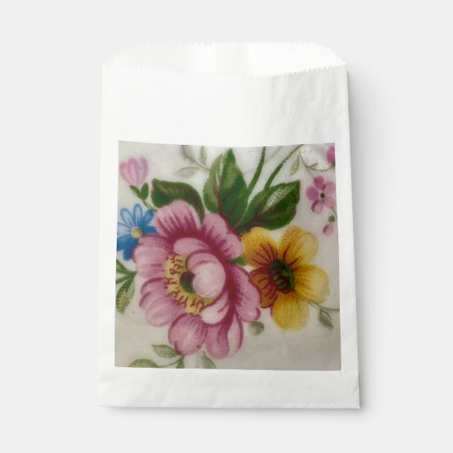 Tea Cup Floral Bouquet  Favour Bag (Front)