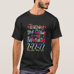 Teaching 2Nd Grade On Twosday 2-22-22 22Nd Februar T-Shirt