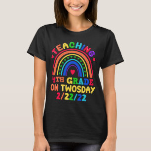 Teaching 4th Grade On Twosday 2.2.22 Teacher T-Shirt