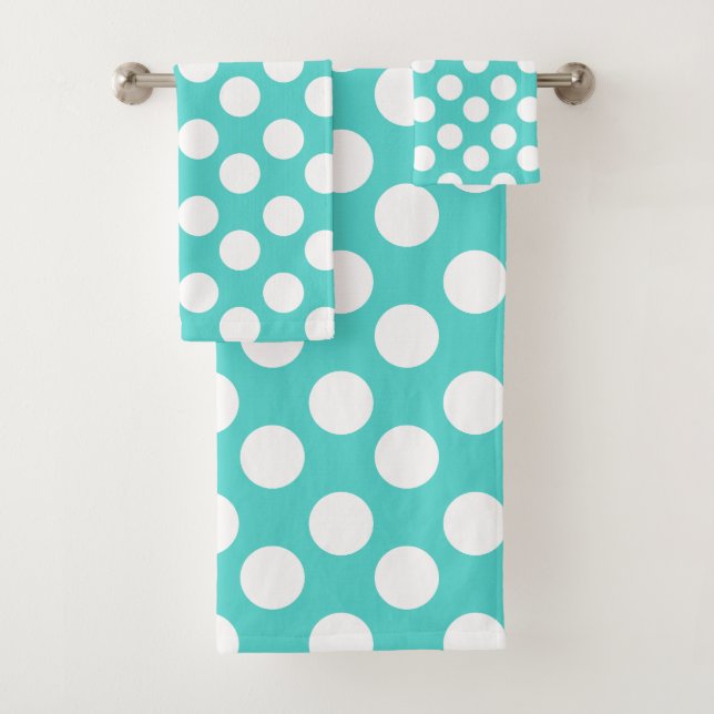 Teal and White Polka Dot Bath Towel Set (Insitu)
