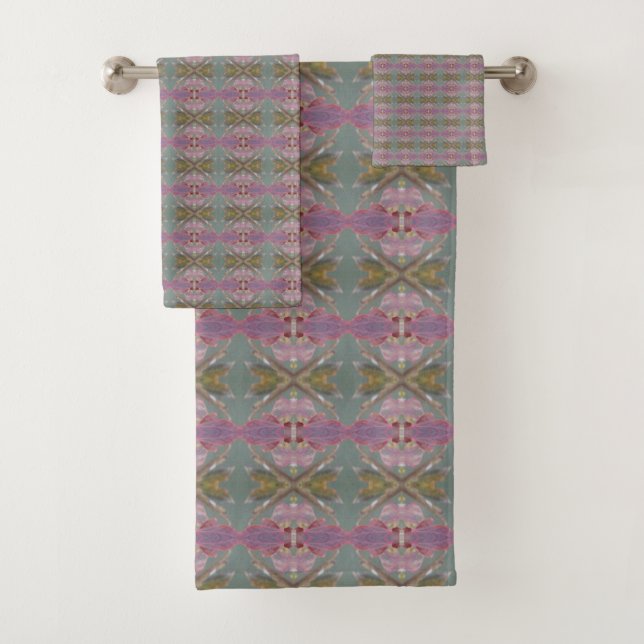 Teal Green And Mauve Bath Towel Set (Insitu)