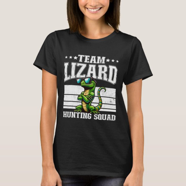 Team Lizard Hunting Squad Funny Retro Gecko Lizard T-Shirt (Front)