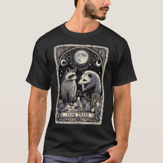 Team Trash Tarot Card Opossum Witchcraft Goth T-Shirt