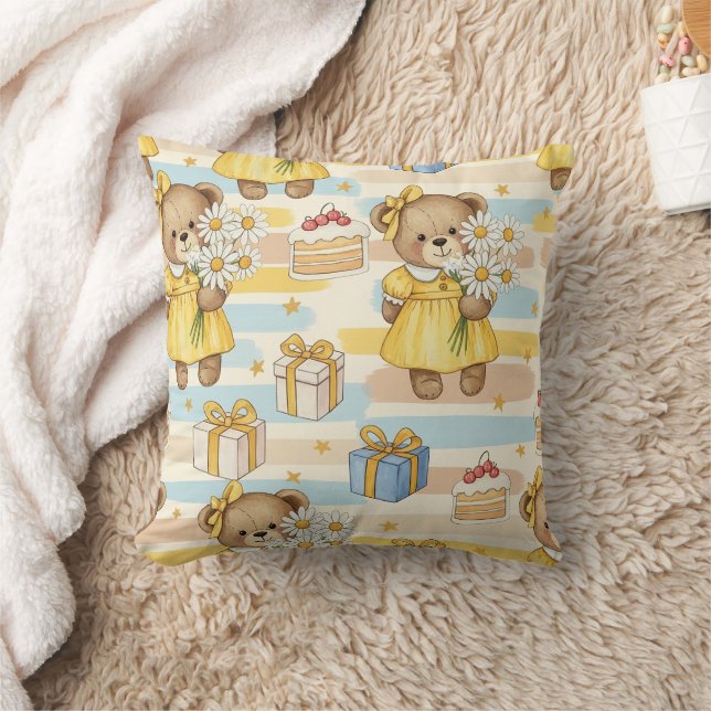 Teddy Bear Daisy Garden Pattern (5) Throw Pillow (Blanket)