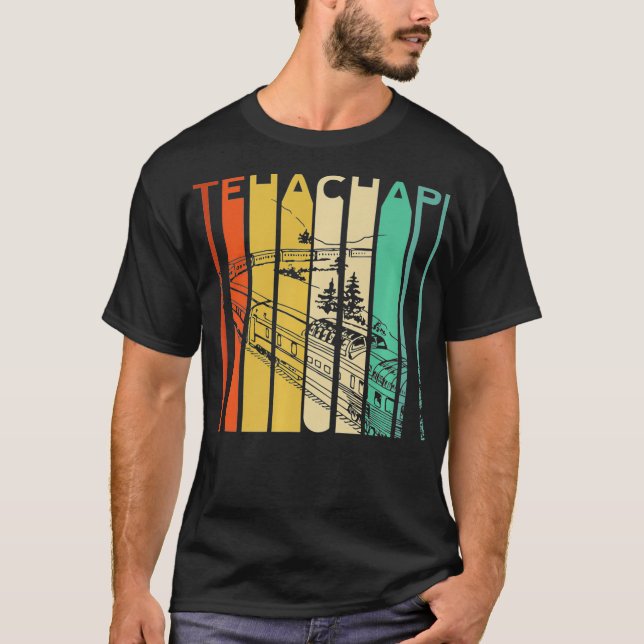 Tehachapi Loop California Mountains Retro Train T-Shirt (Front)