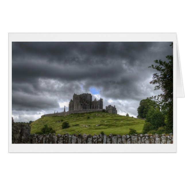 Tempête au-dessus de la roche de Cashel (Devant horizontal)