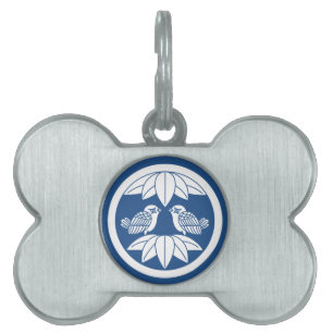 Ten bamboo leaves & facing sparrows in circle pet tag