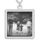 Tenez et croyez le collier