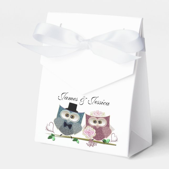 Tent Favour Box with Wedding Owls Art (Front Side)