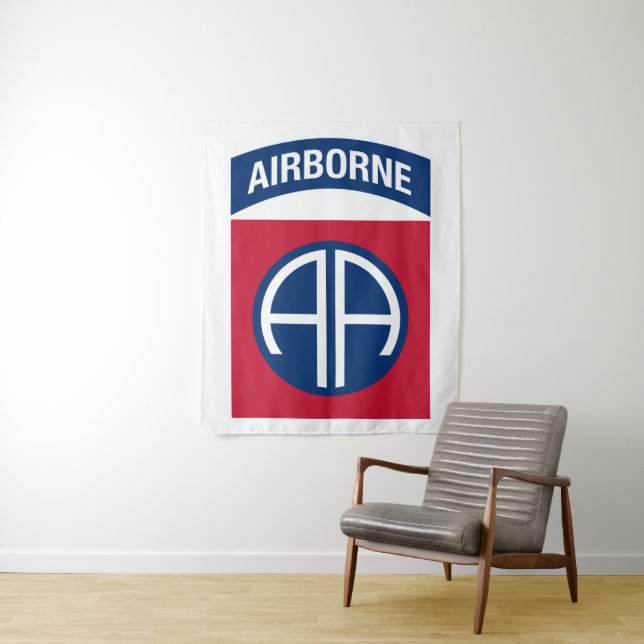 Tenture 82e division aéroportée Insignia (En situation)