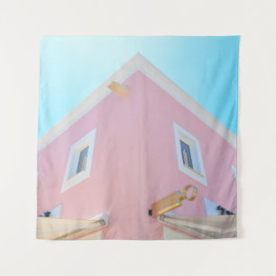 TENTURE BÂTIMENT EN BÉTON PEINT