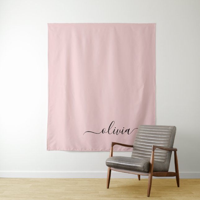 Tenture Blush Dusty rose moderne Script Girl Monogramme No (En situation)