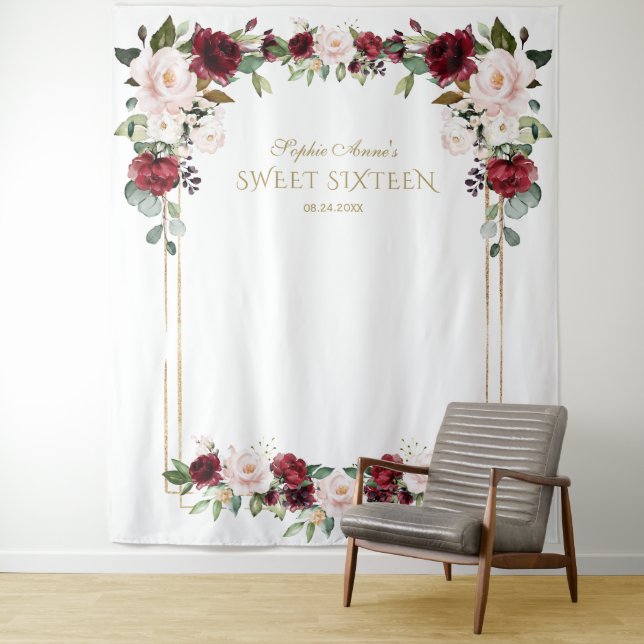 Tenture Burgundy Blush Floral Sweet sixteen photo Prop (En situation)
