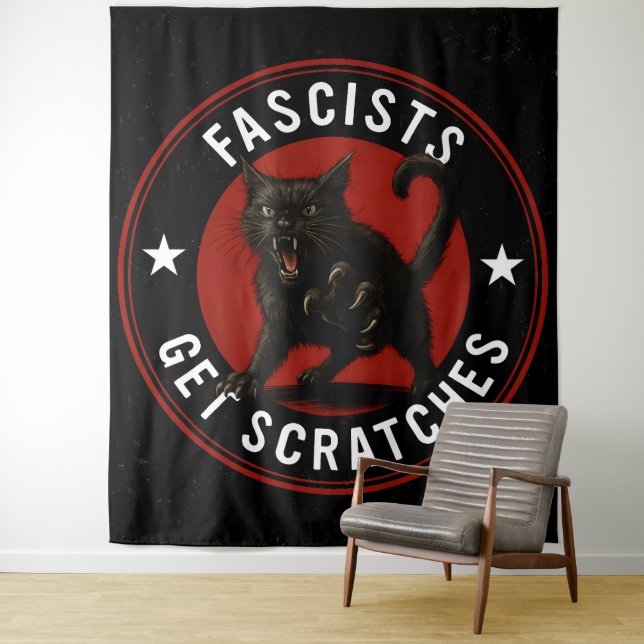 Tenture Cats Against Fascists (En situation)