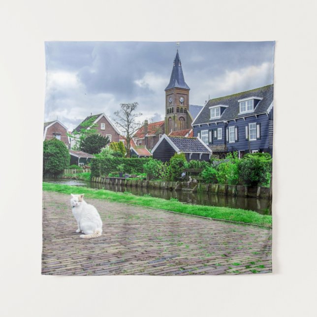 Tenture Chat dans le village de pêcheurs traditionnel (Devant)