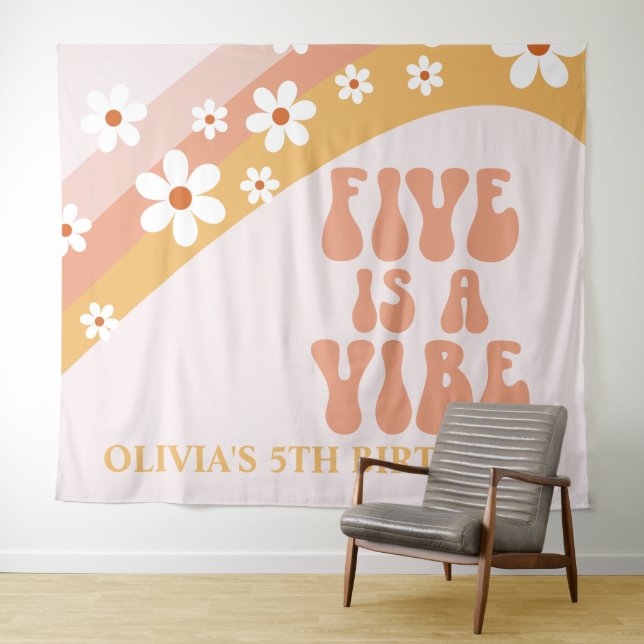 Tenture Cinq est une ambiance super Daisy Bannière d'anniv (En situation (horizontale))