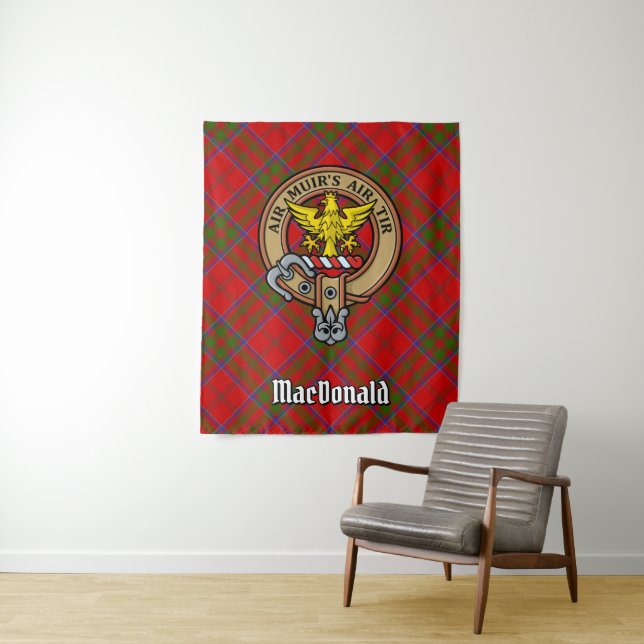 Tenture Clan MacDonald de Keppoch Crest sur Tartan (En situation)