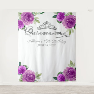 Tenture Couronne argentée de Quinceanera avec fond floral 