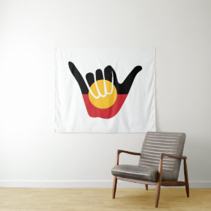 Tenture Drapeau aborigène australien signe Shaka pendaison