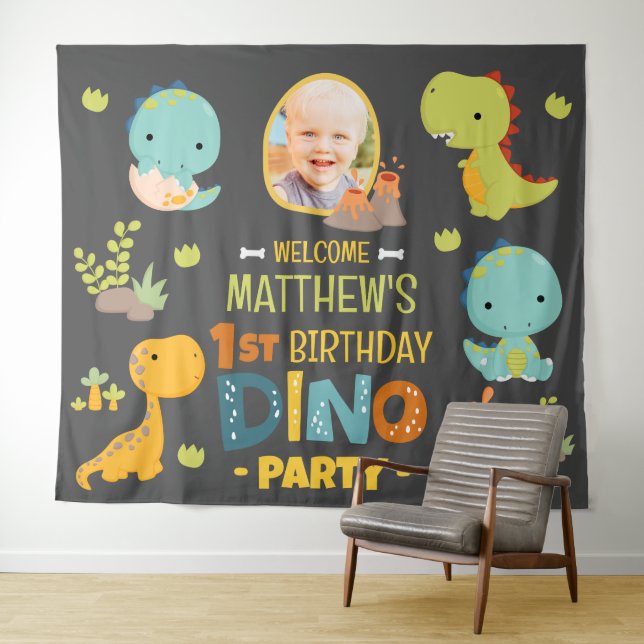 Tenture Fête d'anniversaire enfant dinosaure Dino Mignon M (En situation (horizontale))