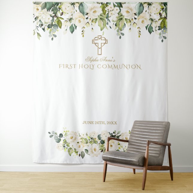 Tenture Fond de baptême blanc floral pour la première comm (En situation)