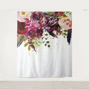 Tenture Fond de mariage floral bordeaux bohème audacieux