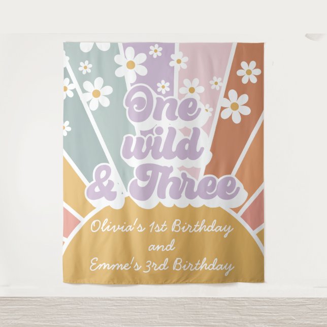 Tenture Groovy One Wild Three Retro Sunshine Rainbow Daisy (Devant)