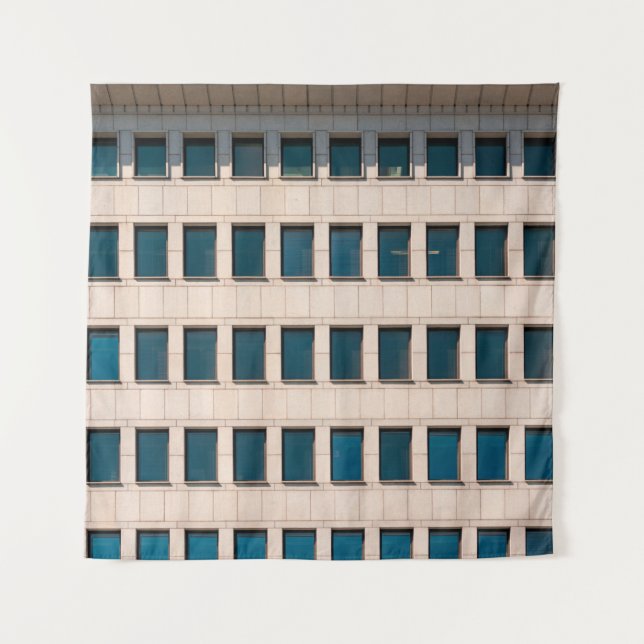 Tenture La façade du bâtiment moderne de forme rectangulai (Devant)
