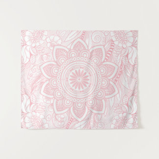 Tenture Mandala rose pâle avec motif floral