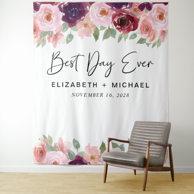 Tenture Meilleur jour jamais Bourgogne rose Mariage Floral (En situation)